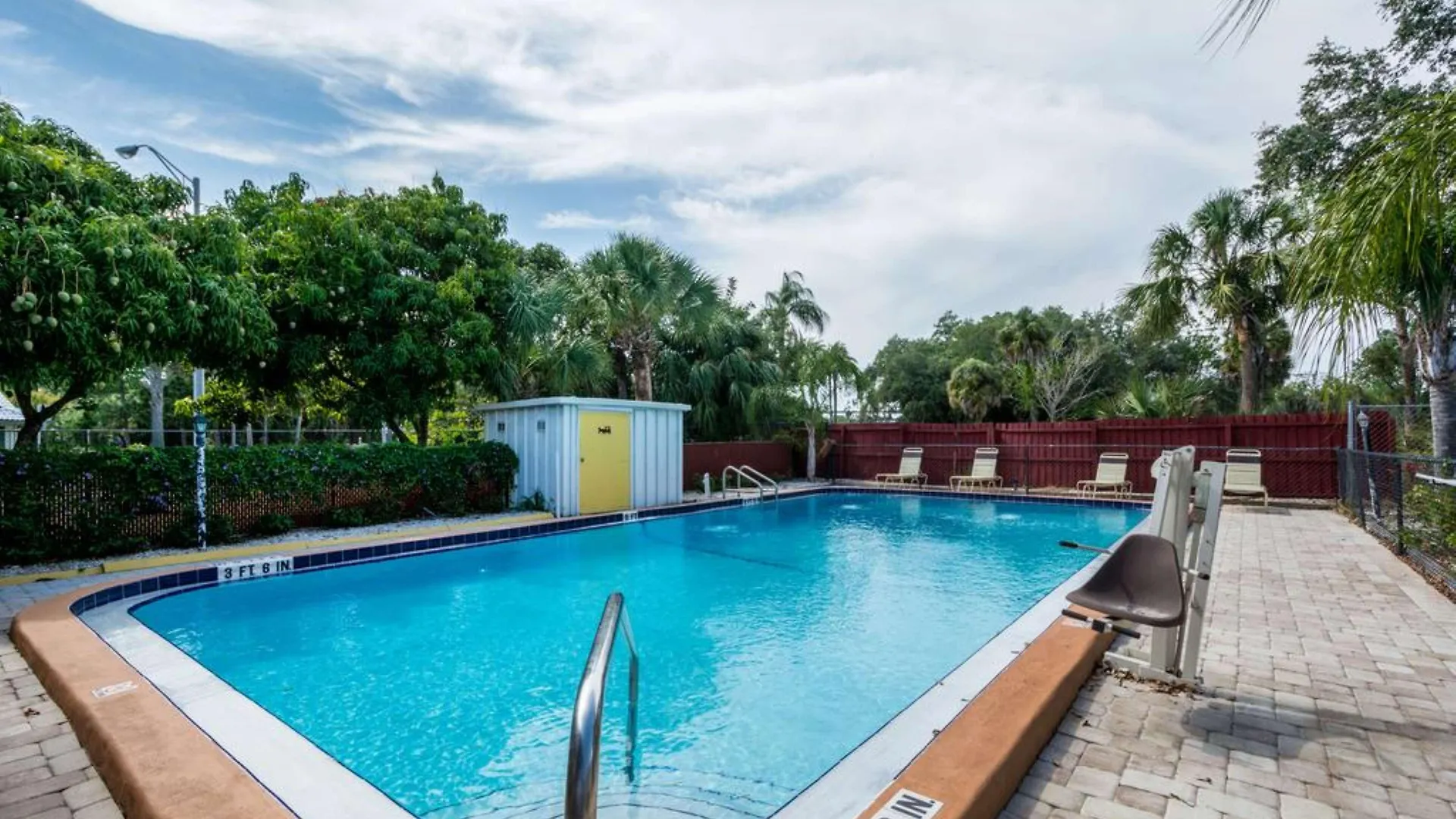 **  Surestay Hotel By Best Western Sarasota Lido Beach Stany Zjednoczone Ameryki